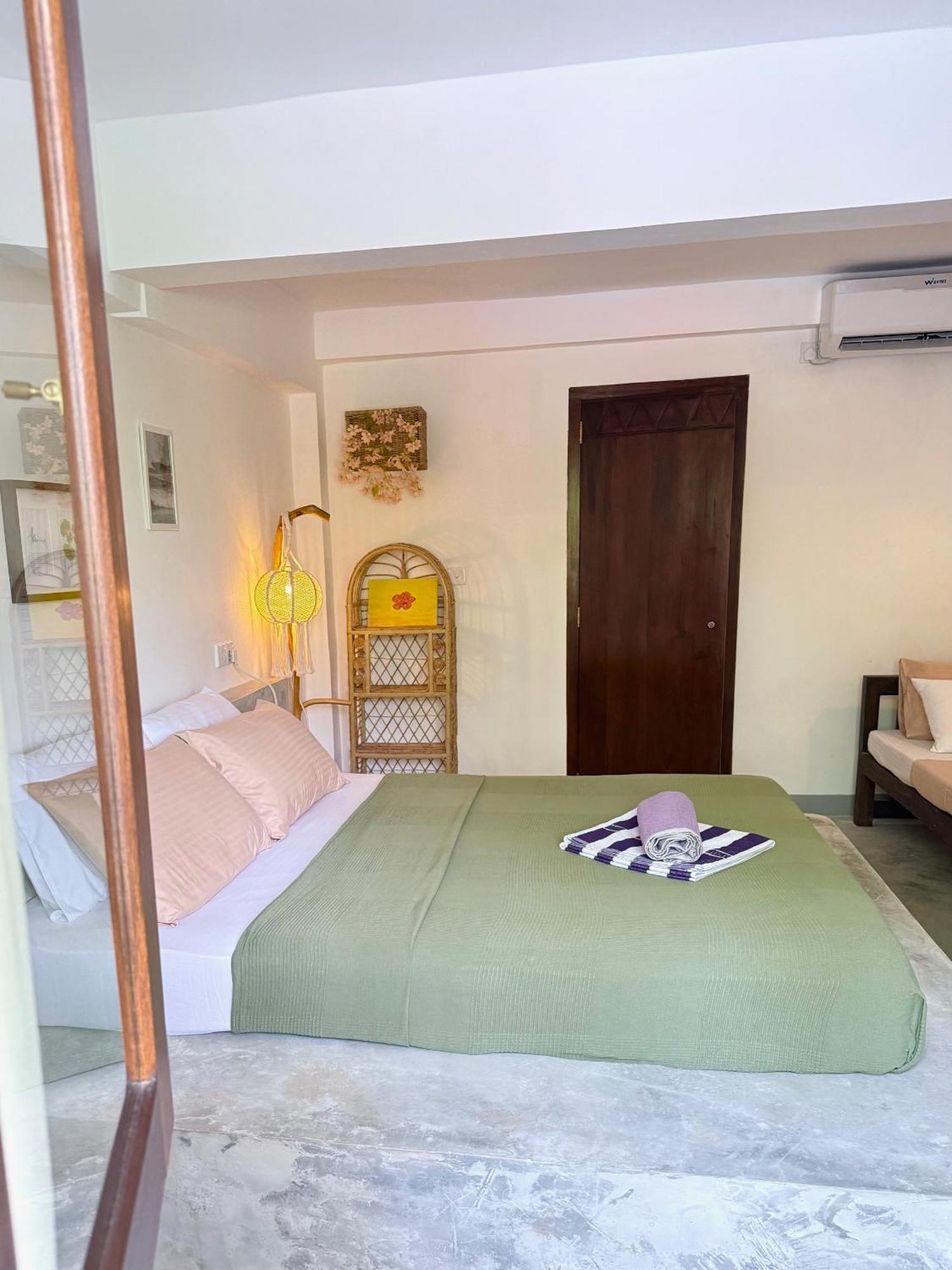 Sri Lanka Surf Villa Domus Graziella Ахангама Екстериор снимка